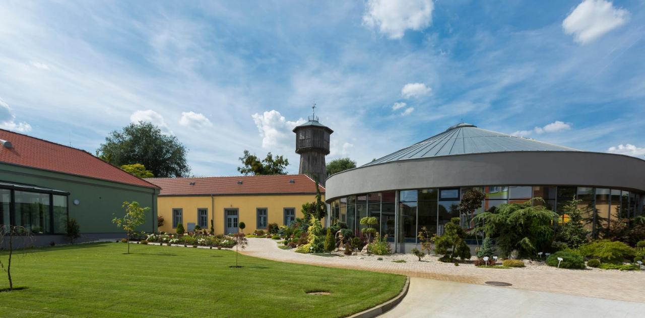 Wellness A Relax Centrum Tótmegyer Kültér fotó